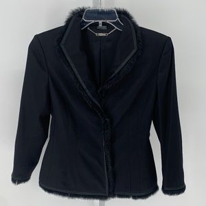 Alexander McQueen 2005 Fitted Black Blazer with Fur Trim Sz 44 EU/ 8 US